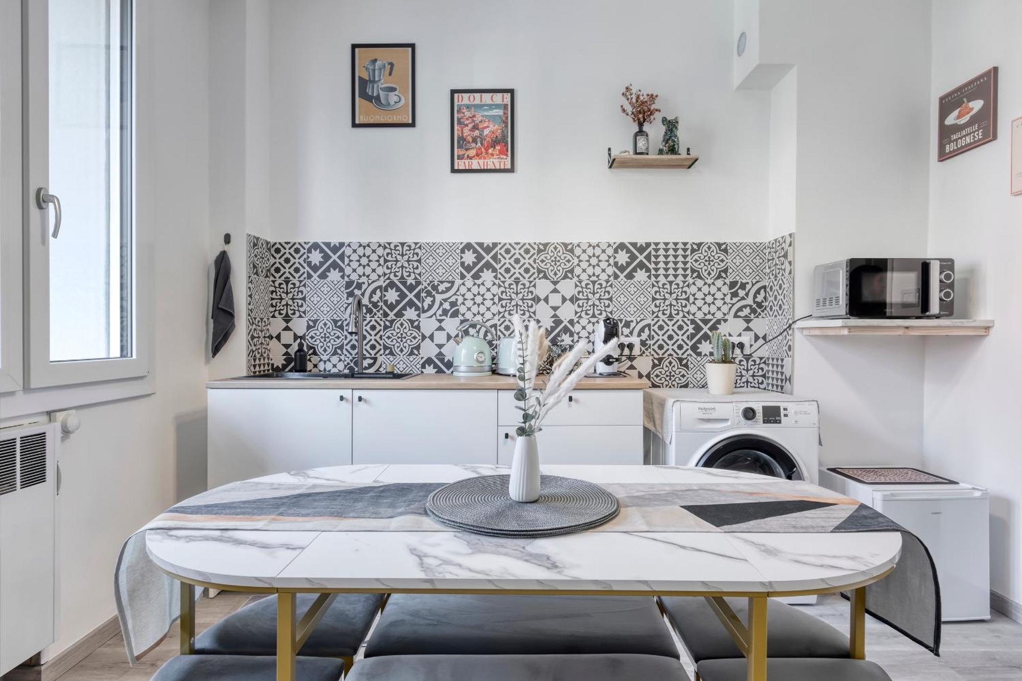 Wanderlust Rooms Bologna Fiera, Free Parking Eksteriør billede